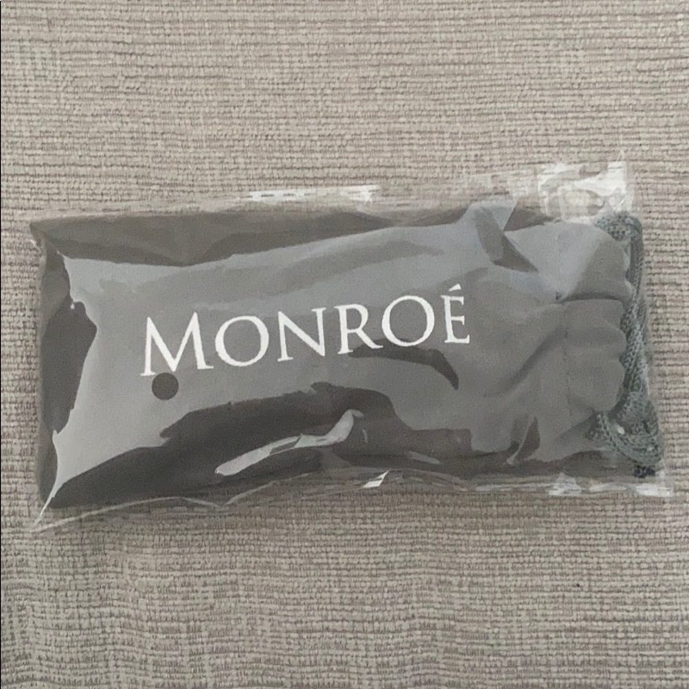 MONROE Classique Watch - Picture 8 of 8